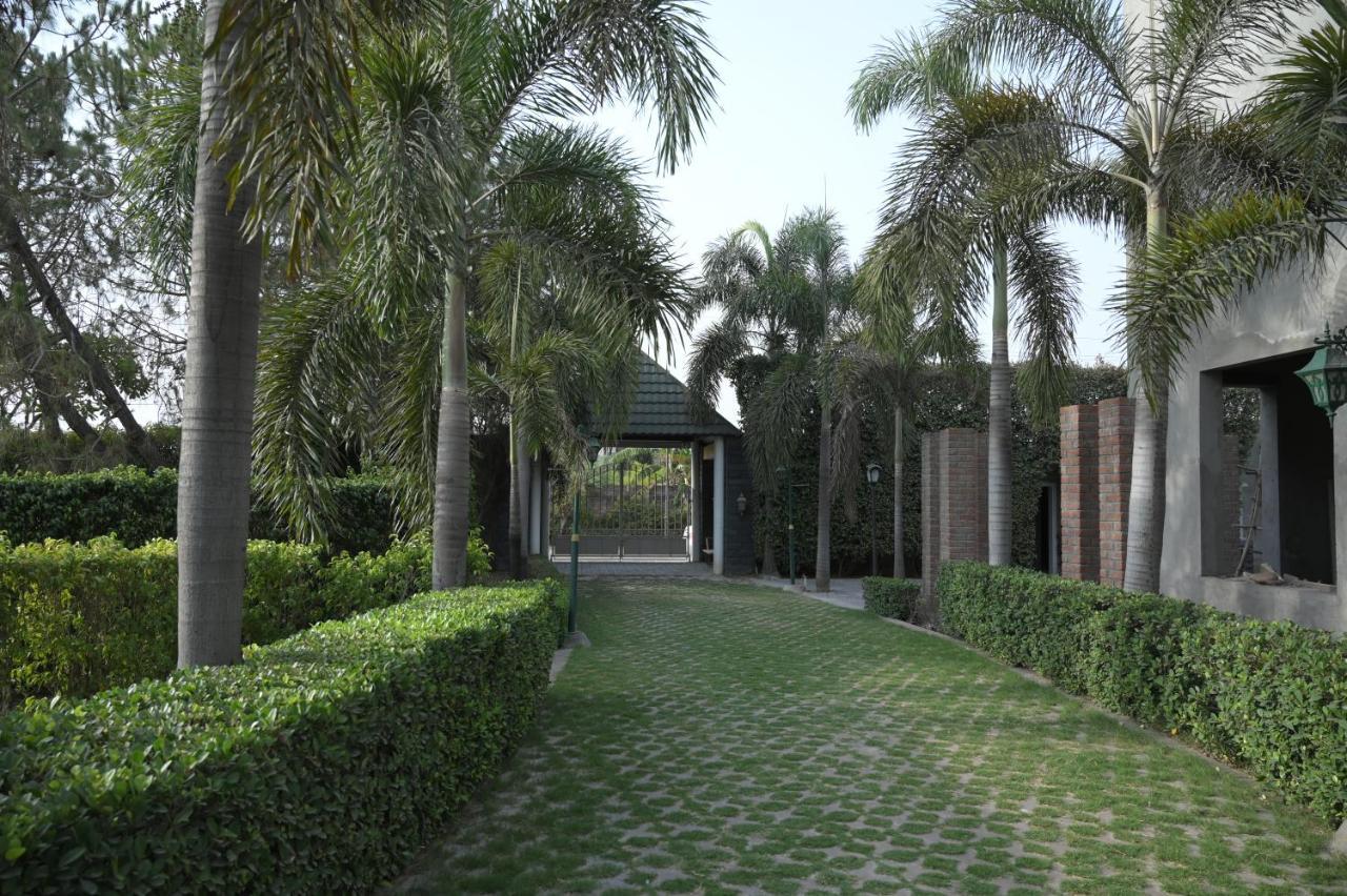 Kamal Resorts - The Luxury Of Being Yourself Ludhiana Ngoại thất bức ảnh